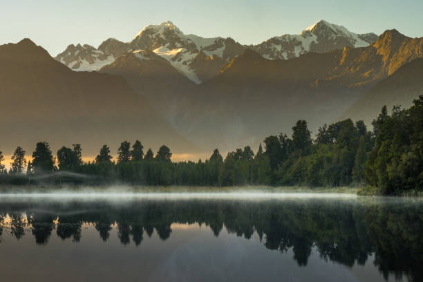 istock Lake Matheson, New Zealand 885466606