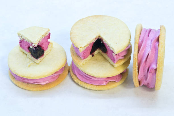 istock Homemade whoopie pies over white 885481928