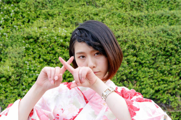 istock Young Japanese women 885542522