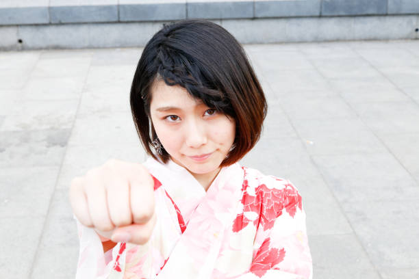 istock Young Japanese women 885545622
