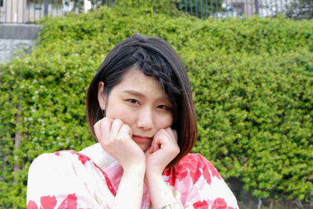 istock Young Japanese women 885546146