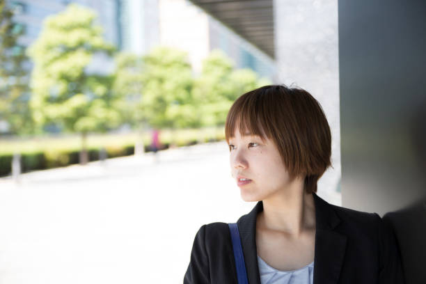istock Young Japanese women 885571126
