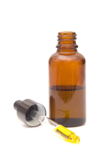 istock Essential Oil - The Natural Alternative 885571592