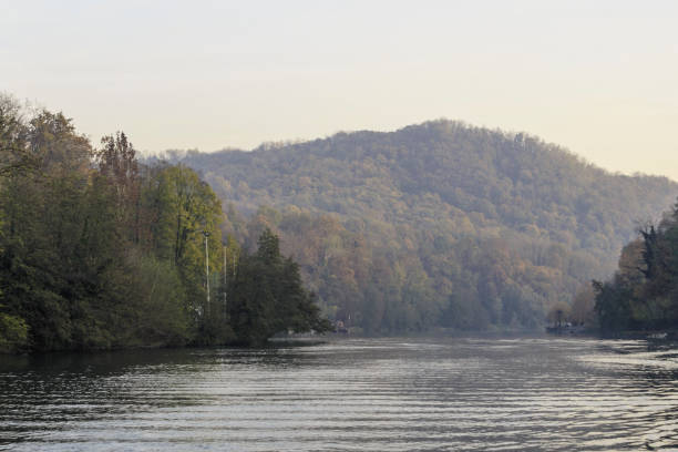istock views of the Adda River 885599500