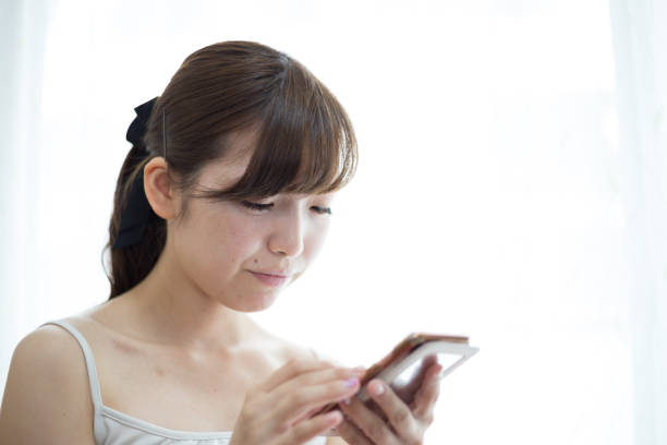 istock Young Japanese women 885639044