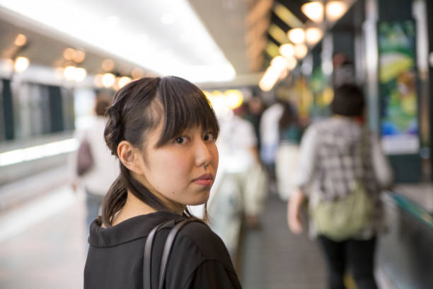 istock Young Japanese women 885650462