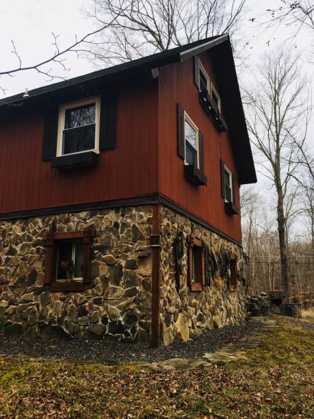 istock Mountain chalet in Pennsylvania. 885709284