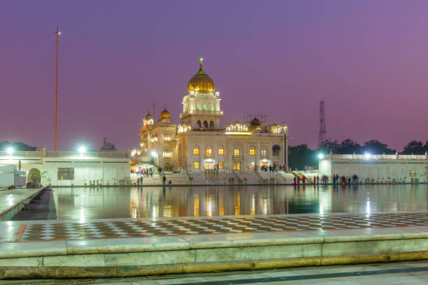 istock Gurudwara Bangla Sahib Sik temple 885731514
