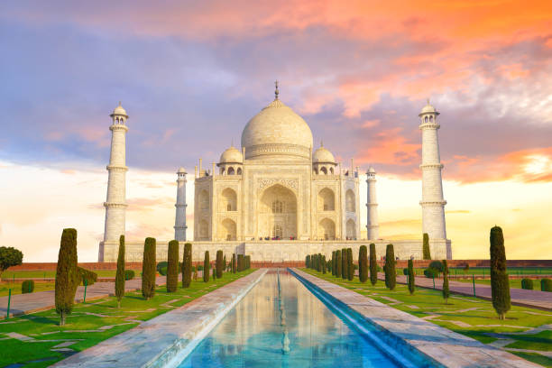 istock Taj Mahal in Agra India 885731666