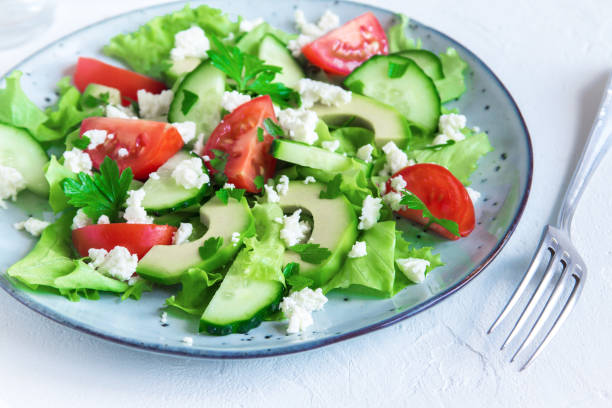 istock Vegetable salad with feta 885923196