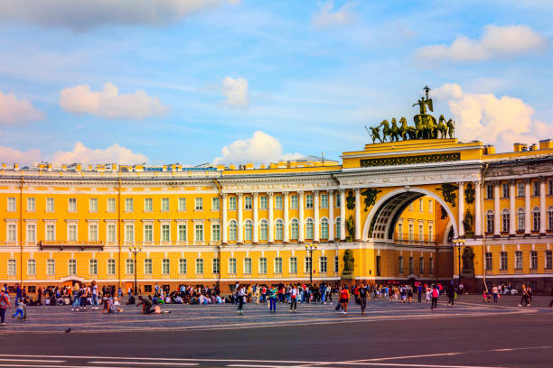 palace square and the state hermitage museum in saint petersburg, russia. - winter palace imagens e fotografias de stock