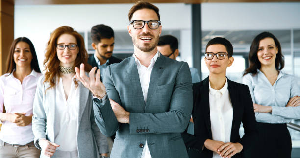 istock Succesful enterprenours and business people 886128204