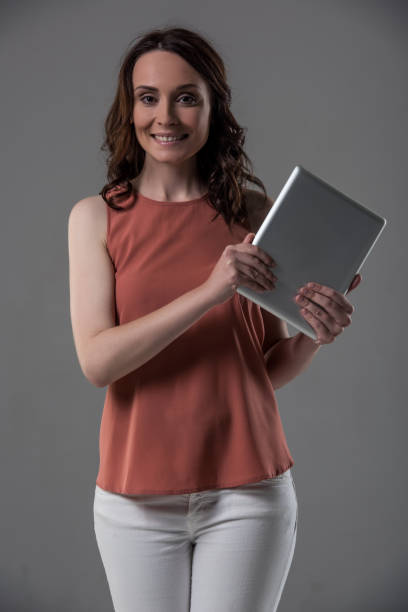 istock Attractive business woman 886131368