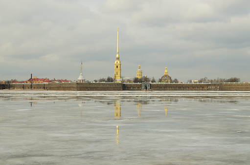 In winter, the Neva was covered with ice.The street is very cold.