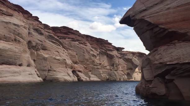 istock Landscape of lake Powell 886179182