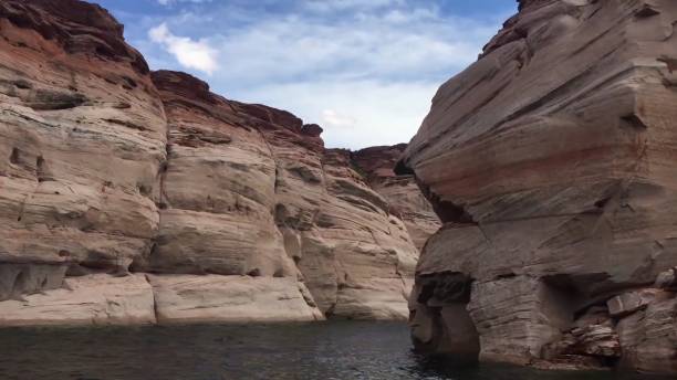 istock Landscape of lake Powell 886179186