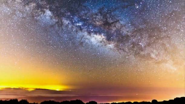 istock Star trail and milkyway in Atacama desert, Chile 886214808