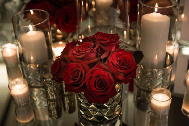 istock Holiday Centerpieces 886275808