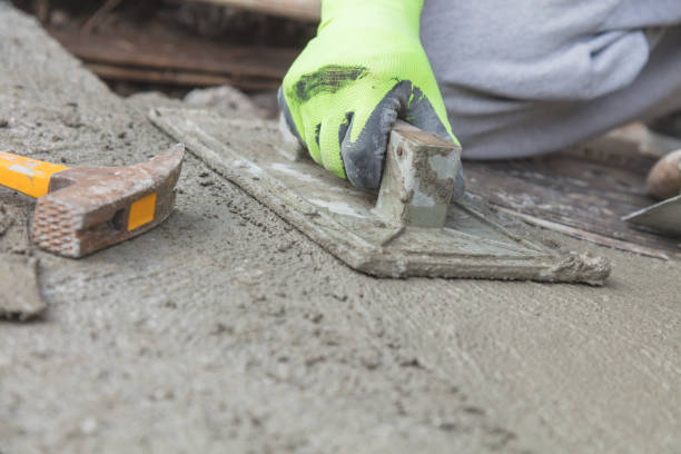 istock Renovating concrete pavement in home / budget DIY version. 886494572