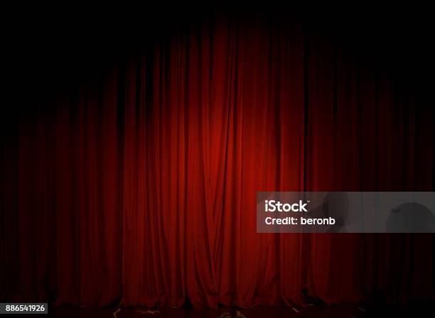 Roter Vorhang Im Theater Stockfoto und mehr Bilder von Vorhang - Vorhang, Kino, Rot