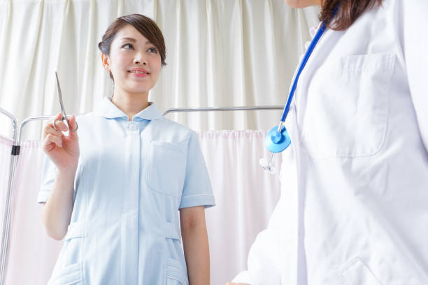istock team medical care 886550598