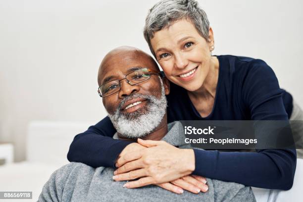 Photo libre de droit de Tout Ce Qui Compte Est Que Nous Sommes Ensemble banque d'images et plus d'images libres de droit de Couple senior - Couple senior, Afro-américain, D'origine africaine