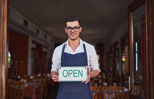 istock Come inside, eat right and feel amazing 886575650