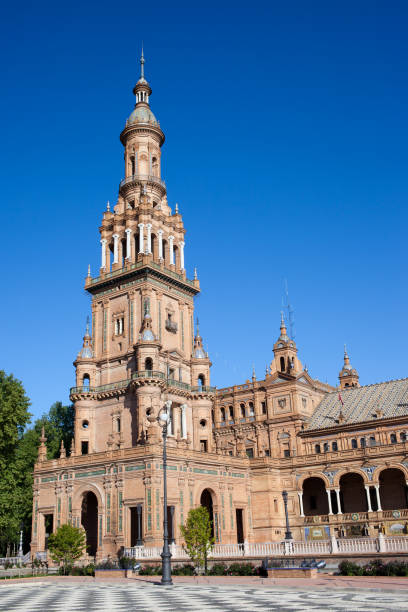 istock Plaza de Espana Tower in Seville 886576292