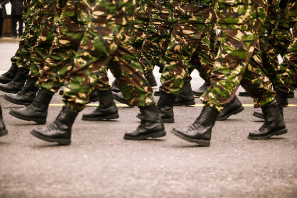 兵士行進する - parade marching military armed forces ストックフォトと画像