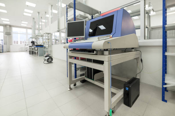 istock Shop assembly of printed circuit boards 886667664