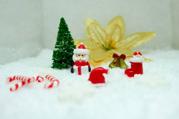istock Christmas Santa Mini Toy 886726638