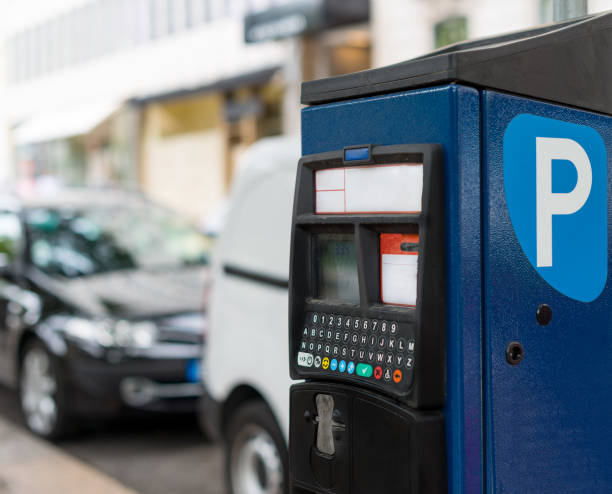 istock Self service car parking machine on the street. 886800426