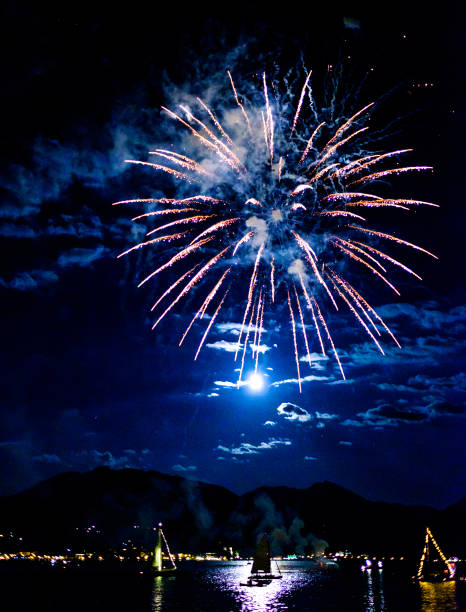 fireworks at the tegernsee lake - lake tegernsee imagens e fotografias de stock