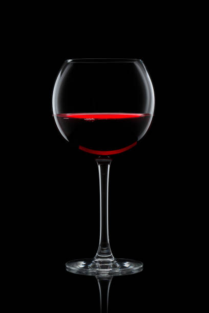 wineglass with red wine - wineglass red wine wine liquid imagens e fotografias de stock