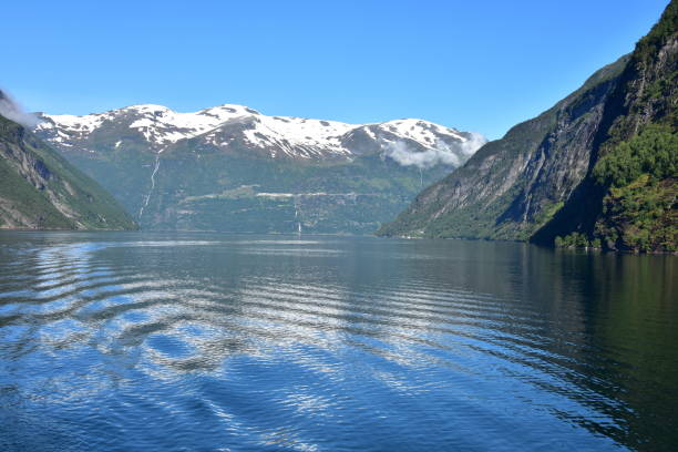 istock Norway to discover its characteristic cities 886934734