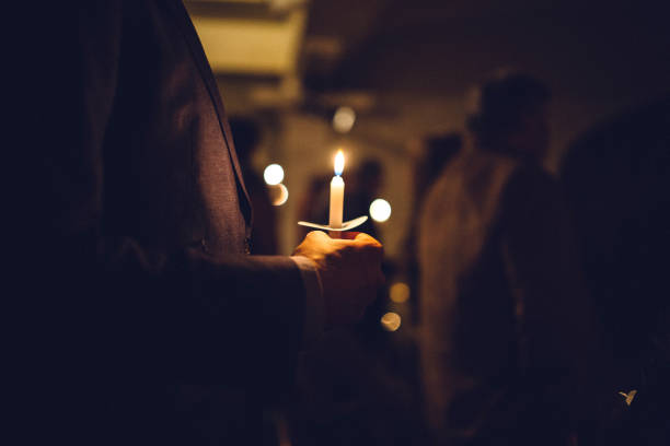istock Candlelight Church Service on Christmas Eve 886942642