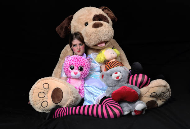 istock Ragdoll and Stuffed Animal 887100394