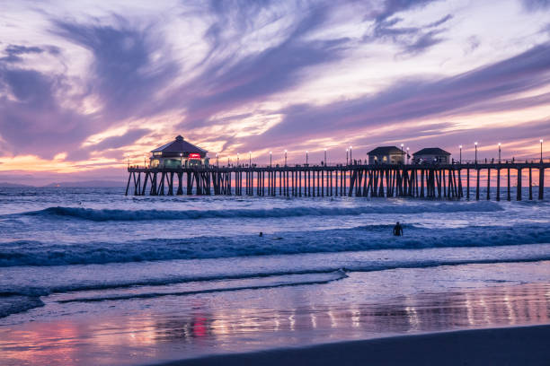 istock Gorgeous Huntington Beach Sunset 887180612
