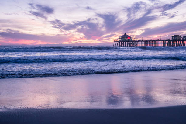istock Gorgeous Huntington Beach Sunset 887182720