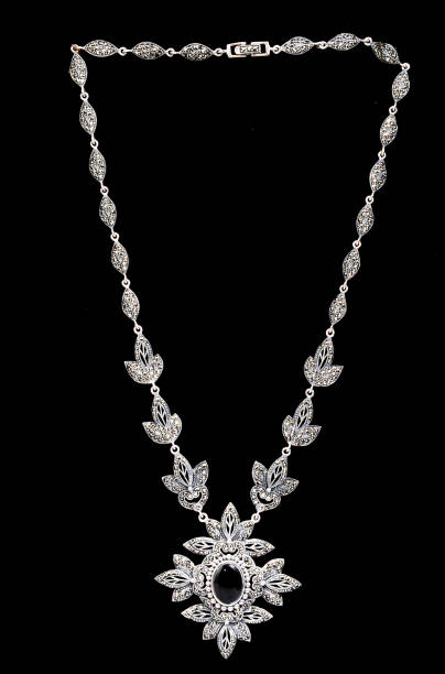 istock necklace diamond on white background 887206392