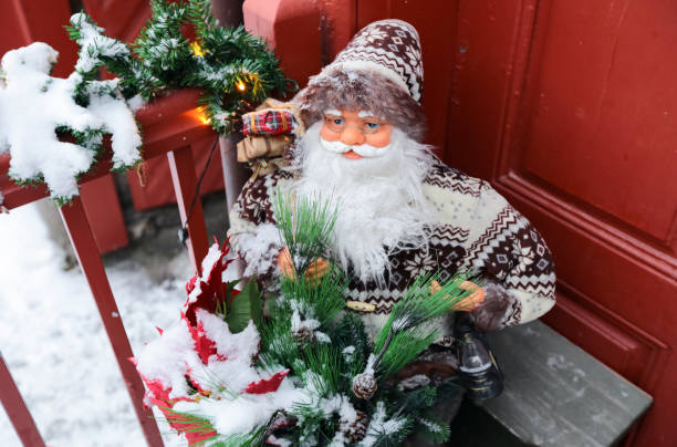 istock Christmas Santa Claus 887208892