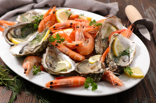 assorted fresh seafood platter