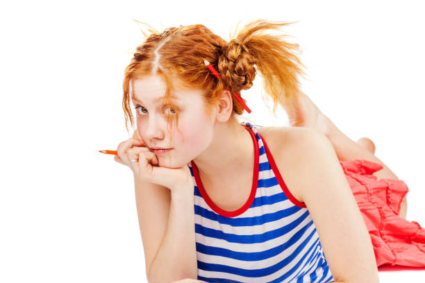istock Funny artist girl 887312234