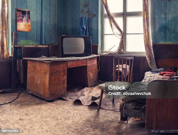 Old Abandoned Room Stock Photo - Download Image Now - House, Bedroom, Abandoned