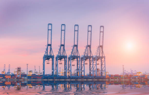 istock Cargo ship in Trade Port 887336964