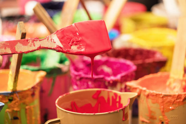istock Oil paint and paint brushes 887347548