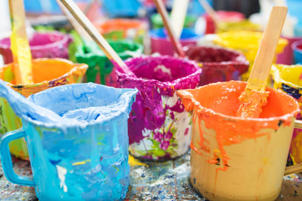 istock Oil paint and paint brushes 887347856