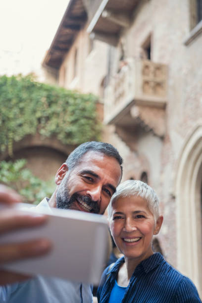 istock We love to travel 887367322