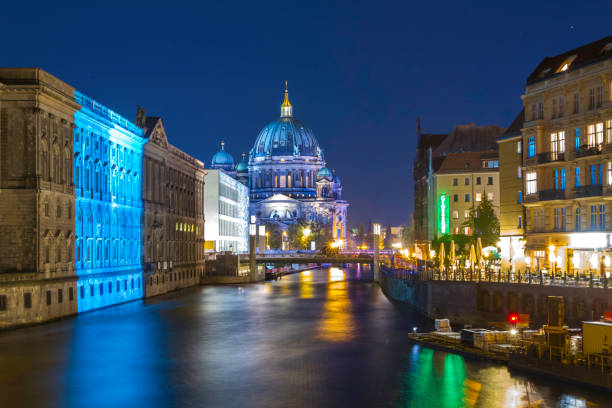 istock Berlin Cathedral (Berliner Dom) at Spree river during sunset 887394650