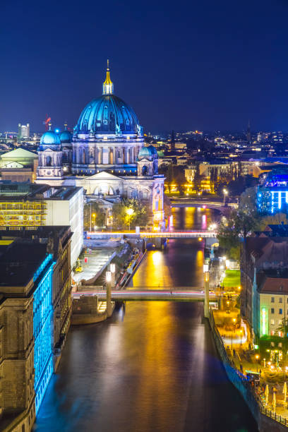 istock Berlin Cathedral (Berliner Dom) at Spree river during sunset 887394660